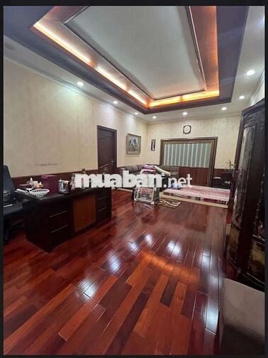 Tôi cần bán nhà 7tầng thang máy full nộithất mặt ngõ Huỳnh Thúc kháng