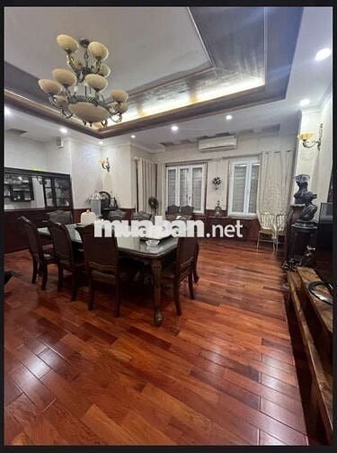 Tôi cần bán nhà 7tầng thang máy full nộithất mặt ngõ Huỳnh Thúc kháng