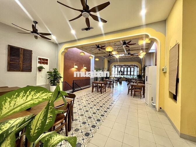 CHO THUÊ MẶT BẰNG SIÊU RỘNG ĐẸP 210M2 SẴN MÔ HÌNH NHÀ HÀNG 2 TẦNG