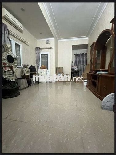 Tôi cần bán nhà 7tầng thang máy full nộithất mặt ngõ Huỳnh Thúc kháng