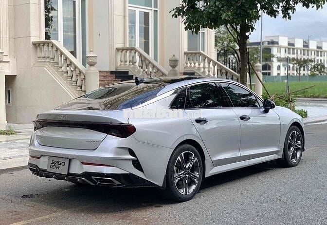 KIA K5 Premium 2022 giá hợp lý hỗ trợ góp