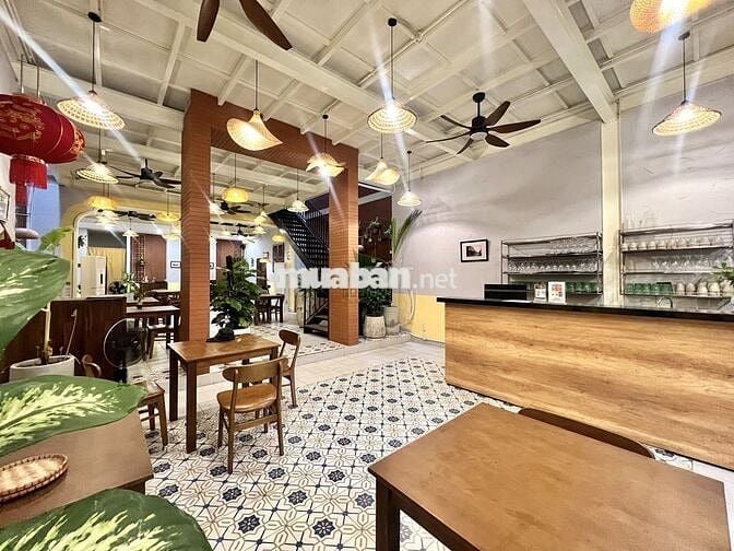 CHO THUÊ MẶT BẰNG SIÊU RỘNG ĐẸP 210M2 SẴN MÔ HÌNH NHÀ HÀNG 2 TẦNG