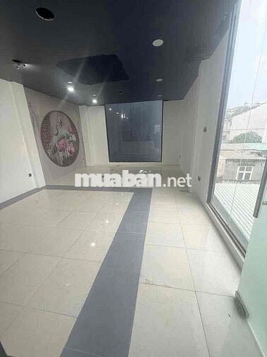 MTKD đường số 12 Tân Quy, nhà đẹp full nội thất sân rộng