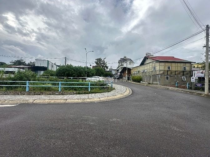 Bán nhanh Đất đường Phạm Hồng Thái, Phường 10, Đà Lạt chỉ 15,5ty •