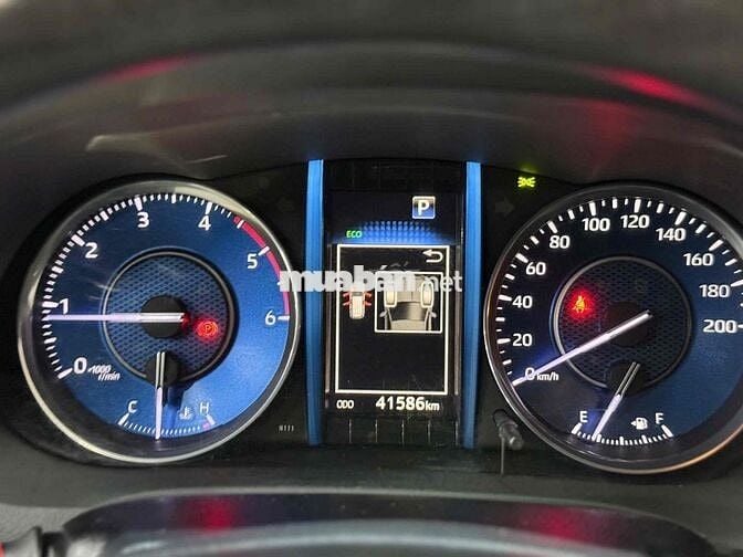 Fortuner Máy Dầu AT xe 1 chủ đi ít giá có giảm