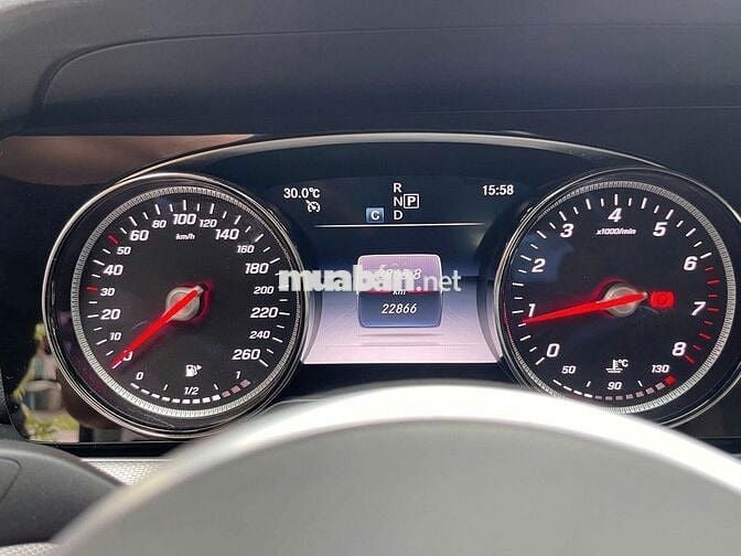 Mercedes E180 2020 siêu lướt 20000 km trắng nt nâu