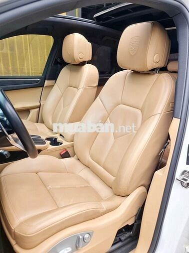 Porsche Macan Turbo 2.0 mua Full option Hãng 1 CHỦ