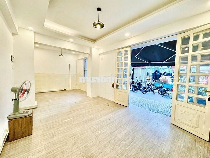Cho Thuê Mặt Bằng Ngan 8m Ngay Khu Phố Nhật Phạm Viết Chánh Bình Thạnh