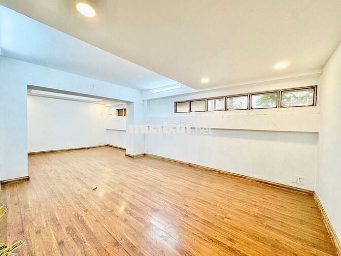 Cho Thuê Mặt Bằng Ngan 8m Ngay Khu Phố Nhật Phạm Viết Chánh Bình Thạnh