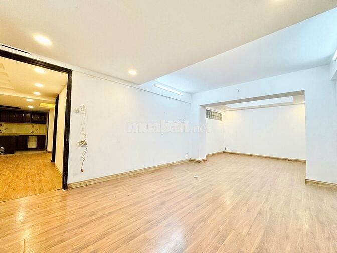 Cho Thuê Mặt Bằng Ngan 8m Ngay Khu Phố Nhật Phạm Viết Chánh Bình Thạnh