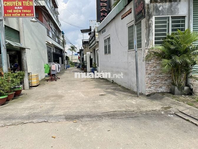 Bán nhà tại Dĩ An, Bình Dương, 2,55 tỷ, 64m2, sổ hồng riêng, 3PN, 2WC