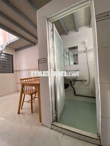 DUPLEX GÁC CAO, SIÊU RỘNG TẠI HOÀNG DIỆU 2, NGAY GẦN ĐẠI HỌC NGÂN HÀNG