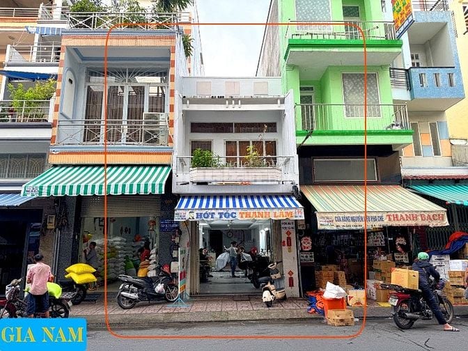 BÁN NHÀ MẶT TIỀN : 98 CHU VĂN AN - P. 1 - Q. 6 - TPHCM