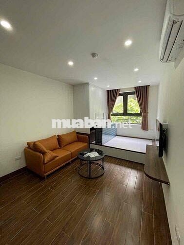 KHÁCH PASS STUDIO SANG XỊN GIÁ RẺ