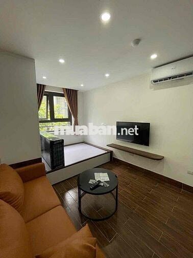 KHÁCH PASS STUDIO SANG XỊN GIÁ RẺ