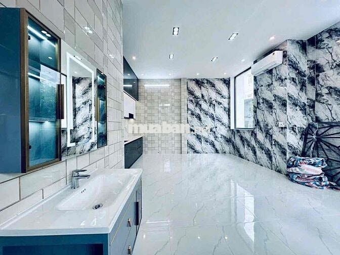 HẾT ĐƯỜNG XOAY SỞ CHỦ CẦN BÁN GẤP TRẢ NỢ NGÂN HÀNG CĂN NHÀ MỚI TINH