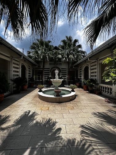 Bán villa pháp Đặng Thúc Vịnh 