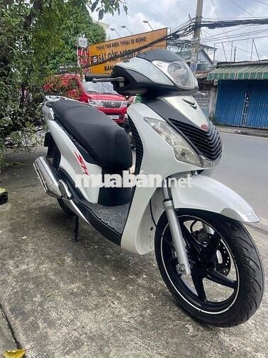 cửa hàng cần bán @ lên Sh 2010