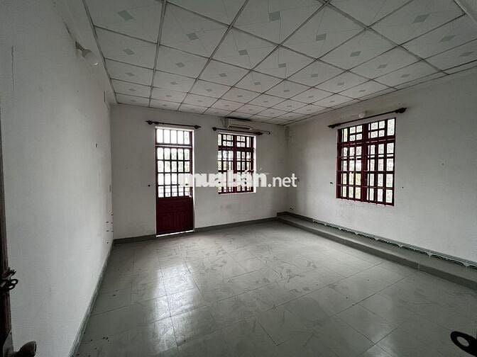 Bán nhà 1 trệt 2 lầu khu dân cư Đại Quang