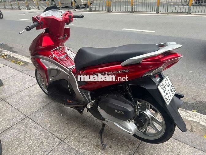 Honda air blade 2017 mới 90% Bstp chính chủ
