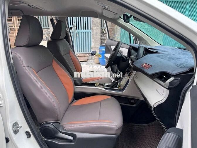 Toyota Veloz Cross Top 2024 như mới