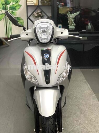 Piaggio Medley S 150 ABS Bạc đã qua sử dụng