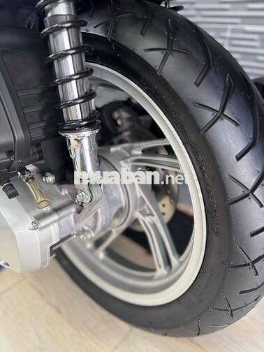 Honda SH150 abs 2025 Trắng Siêu Mới Bs Sài Gòn