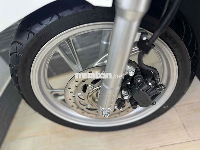 Honda SH150 abs 2025 Trắng Siêu Mới Bs Sài Gòn