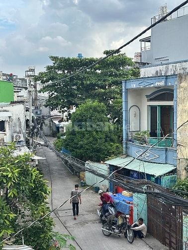 Ngay Mã Lò giáp Kdc Tên Lửa, 70,8m2 ngang 5m, 4 Tầng, 5 PN, Giá 6,09T 