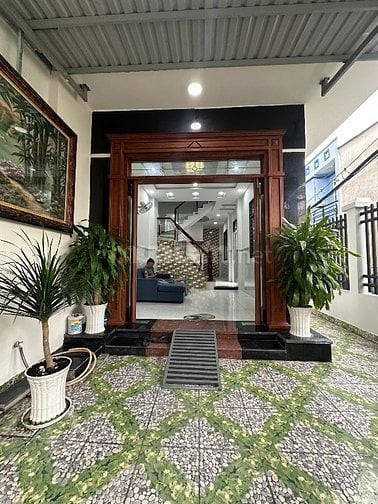 Ngay Mã Lò giáp Kdc Tên Lửa, 70,8m2 ngang 5m, 4 Tầng, 5 PN, Giá 6,09T 