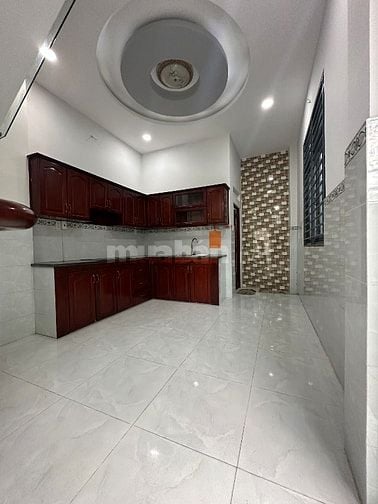 Ngay Mã Lò giáp Kdc Tên Lửa, 70,8m2 ngang 5m, 4 Tầng, 5 PN, Giá 6,09T 