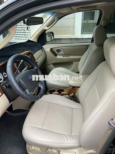 Ford Escape V6 XLT 2004