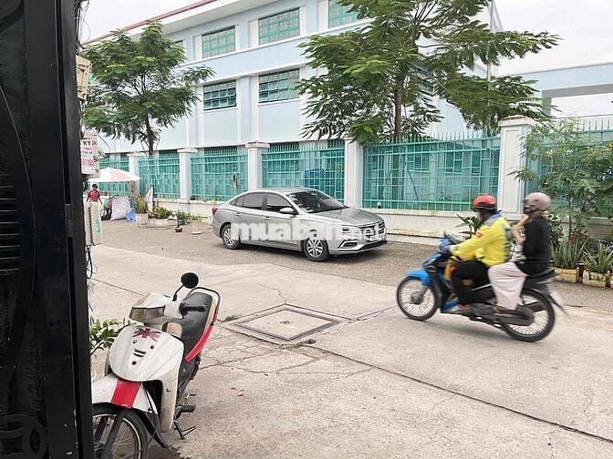 Mặt bằng trệt 50m2 làm văn phòng, kho đường Tỉnh lộ 10 - Tên Lửa mới