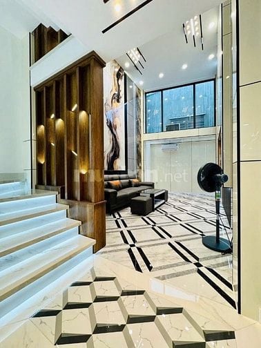 BÁN NHÀ : nhà 5 tầng tiện nghi thoáng mát, xây mới 100% .