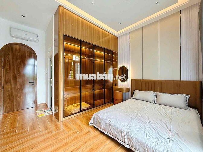 Bán Nhà Mặt Tiền. giá trong hẻm. 4.3 dài 23. như hình. quá đã.