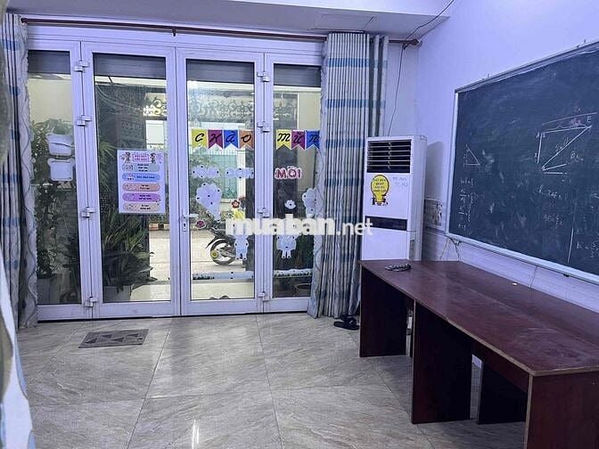 Mặt bằng trệt 50m2 làm văn phòng, kho đường Tỉnh lộ 10 - Tên Lửa mới