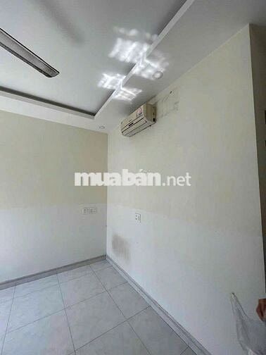 Cho Thuê Nhà Đường Rạch Bùng Binh, Quận 3 ( Cho Làm CHDV - Cải Tạo )