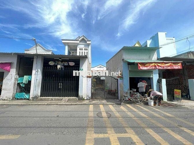 Mặt tiền kinh doanh ngay chợ Xóm Vắng,Phường Dĩ An,TP Dĩ An