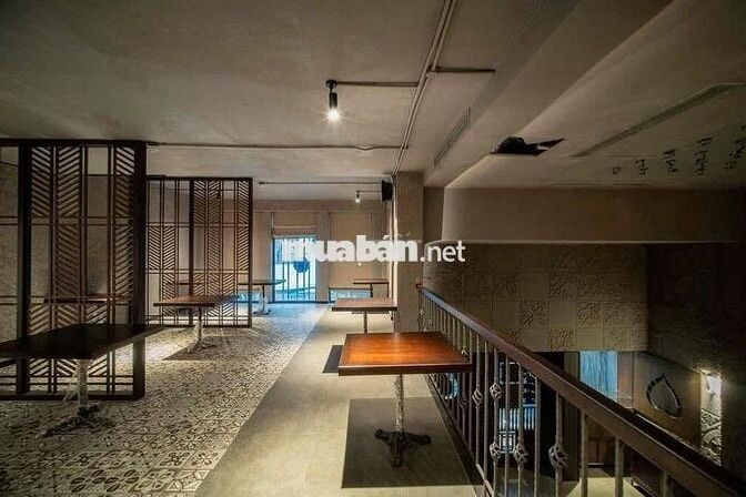 CHO THUÊ NHÀ MT PHAN XÍCH LONG QPN, DT 12x28M, TRỆT 4 LẦU, GIÁ 150TR