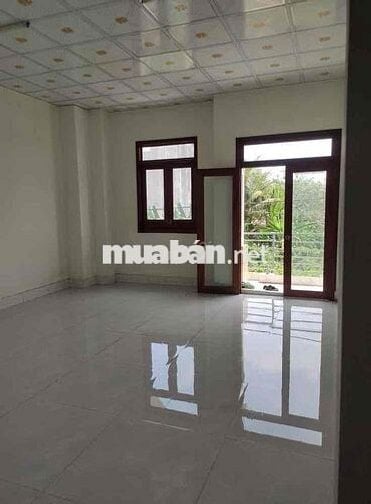 BÁN HOẶC CHO THUÊ NHÀ 1 TRỆT + LẦU TP. VĨNH LONG