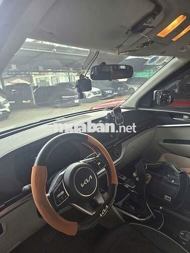 KIA CARENS 1.5G IVT 2023 XE GIA ĐÌNH LƯỚT VAY 70%