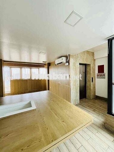 Cho thuê toà nhà văn phòng đg số 54 có thang máy + nội thất giá 50tr