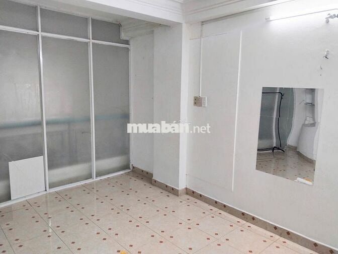 🎨 CHO THUÊ PHÒNG STUDIO Q1  ĐH Khoa học Xã hội và Nhân văn