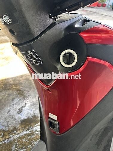 Xe máy Honda SH Ý màu đỏ