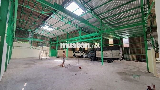 CHO THUÊ NHÀ XƯỞNG 550M2 TẠI QUẬN BÌNH TÂN, TP.HCM