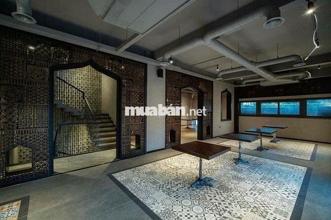 CHO THUÊ NHÀ MT PHAN XÍCH LONG QPN, DT 12x28M, TRỆT 4 LẦU, GIÁ 150TR