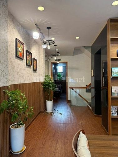 Mặt tiền đường nhánh khu Lê Văn Quới dt63m2 đúc 6 tầng 8pn,Q.Bình Tân