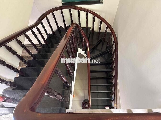 cho thuê nhà 2 mặt tiền gần Chợ Hiệp Thành, trường Trung cấp Kinh tế