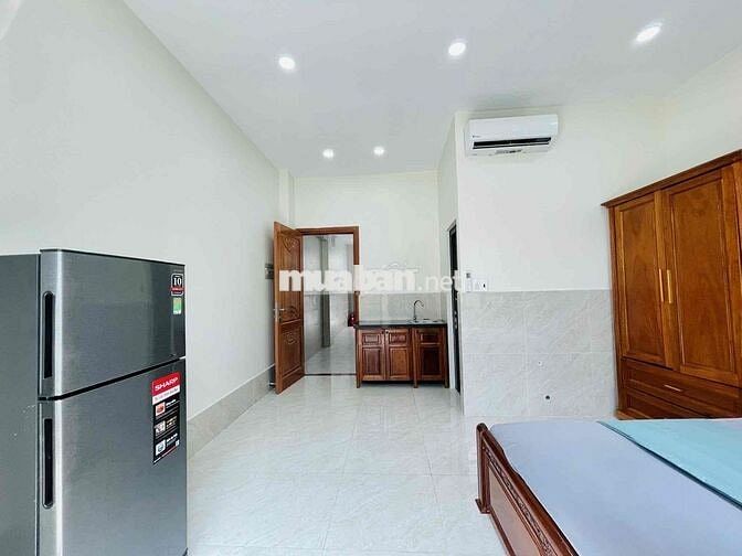 Căn Hộ Ban Công Thoáng Mát Ngay CV Gia Định