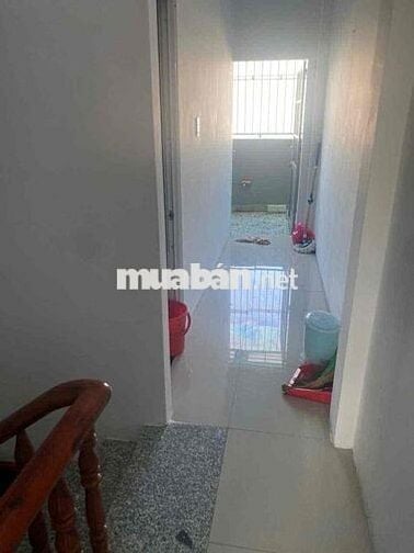 cho thuê nhà sạch sẽ giá rẻ có 1 số nội thất ấp 1 vlb nhà sạch sẽ